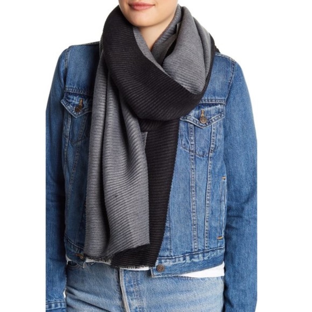 14th & Union Pleated Double Sided Scarf